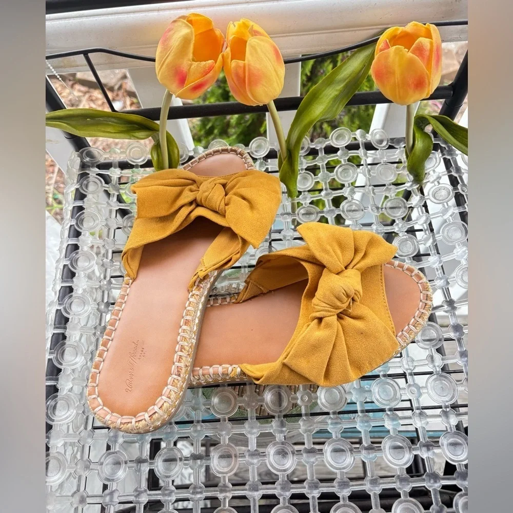 Universal Thread Lila Yellow Knotted espadrille